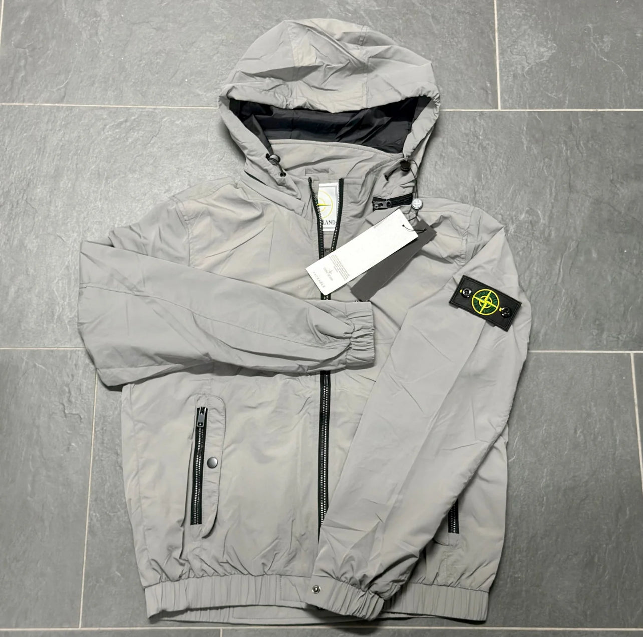 GIUBBINO STONE ISLAND UOMO PRIMAVERA/ESTATE GRIGIO