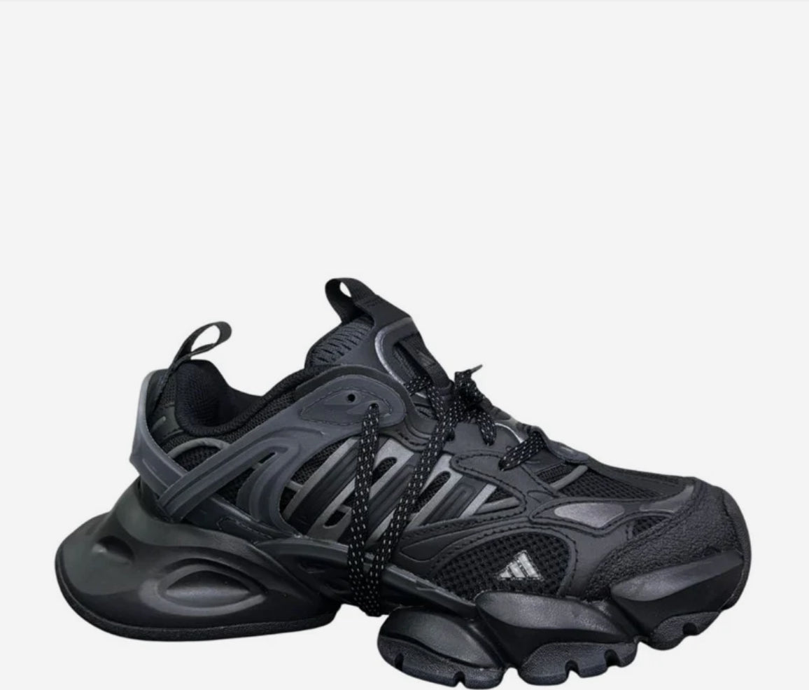 Adidas XLG Runner Deluxe Black