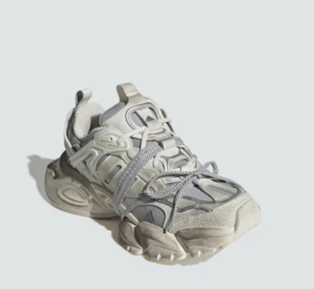 Adidas XLG Runner Deluxe Beige