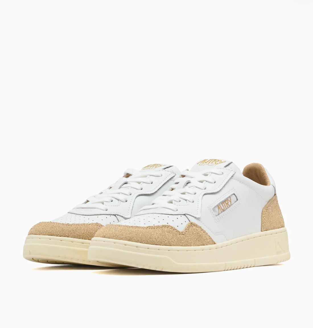 MEDALIST SNEAKERS