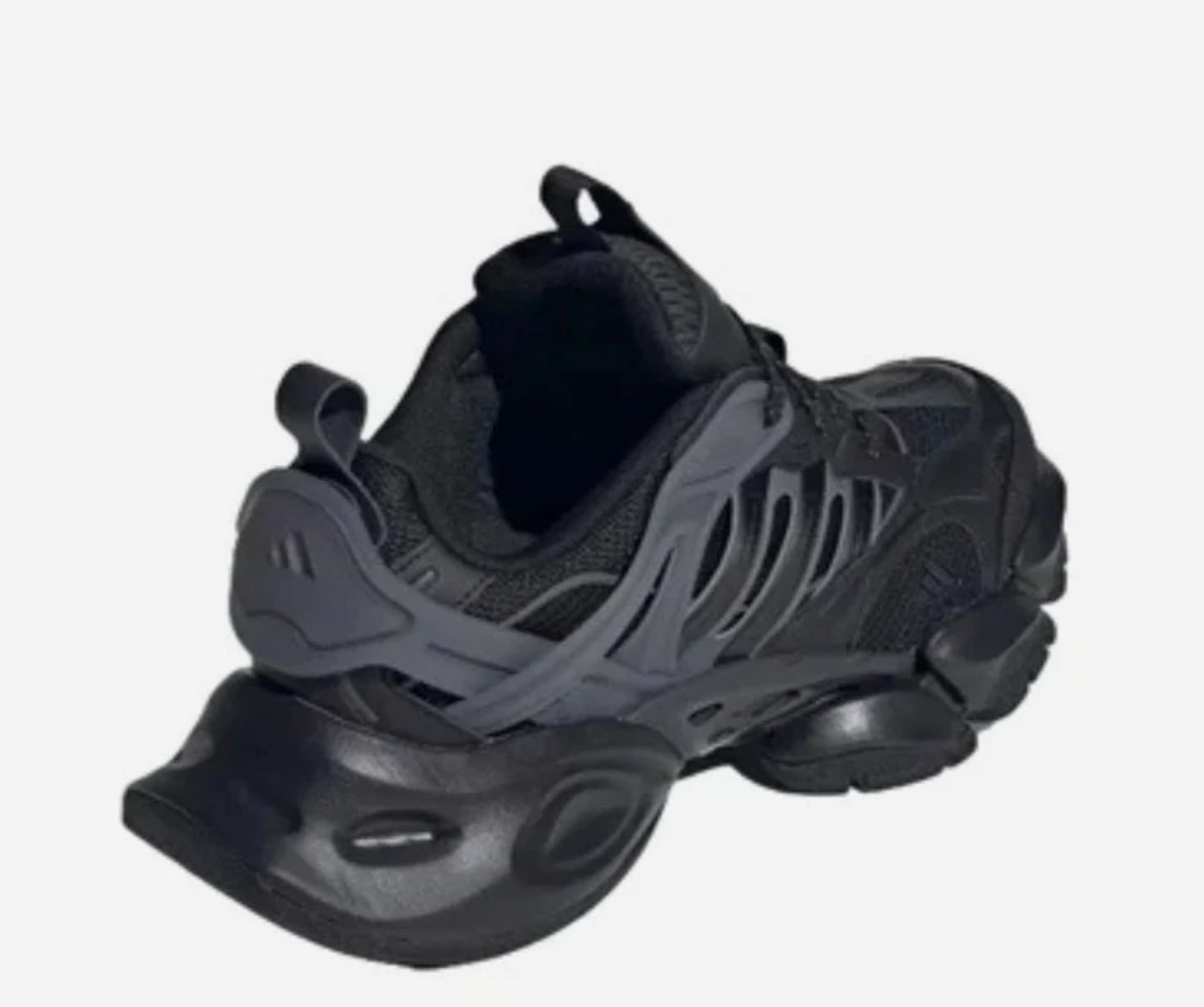 Adidas XLG Runner Deluxe Black