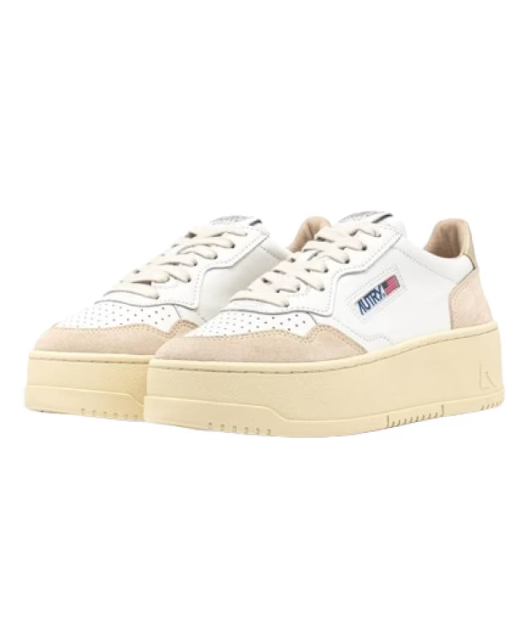 MEDALIST SNEAKERS