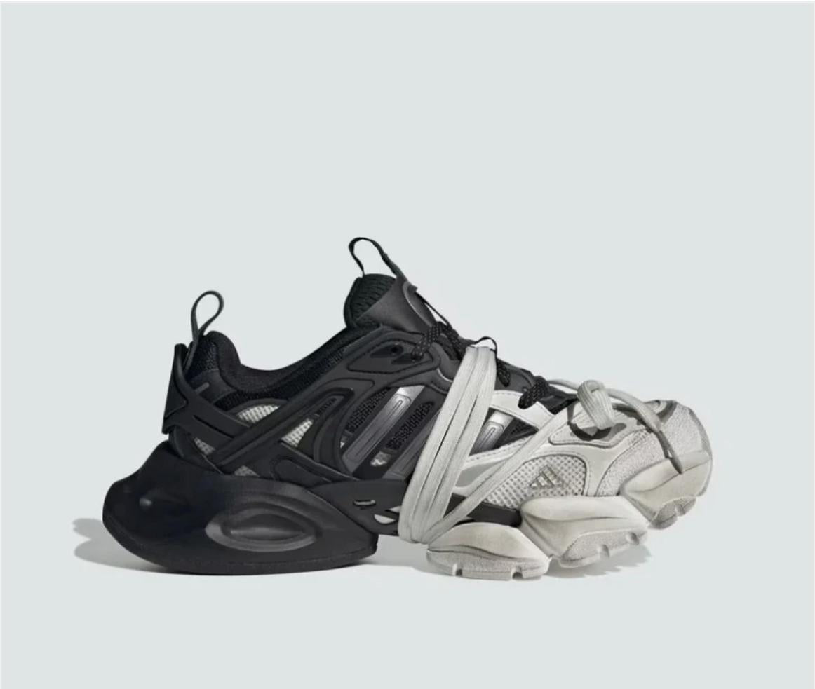 Adidas XLG Runner Deluxe Black/White