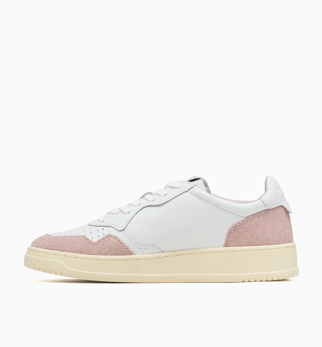 MEDALIST SNEAKERS