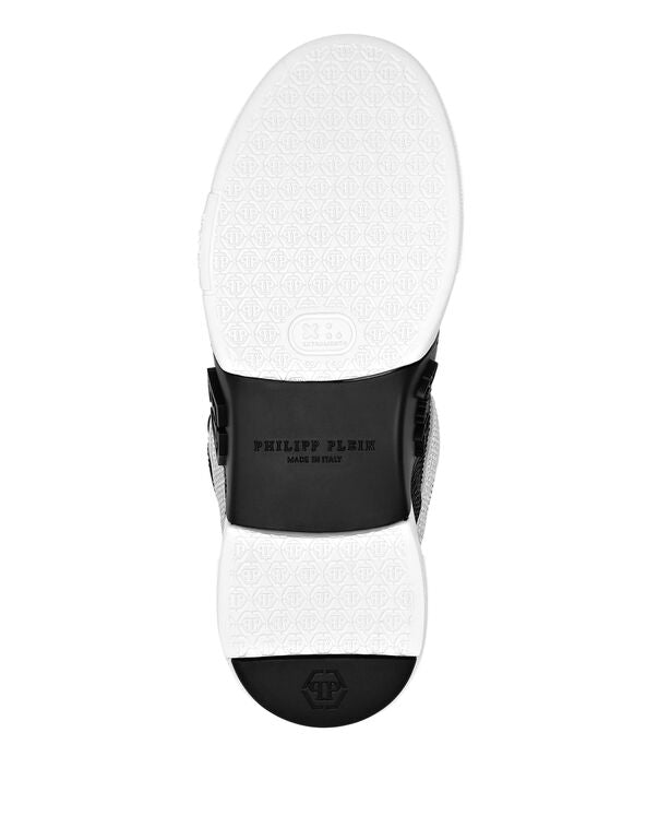 Lo-Top Crystal Sneakers Phantom $Treet