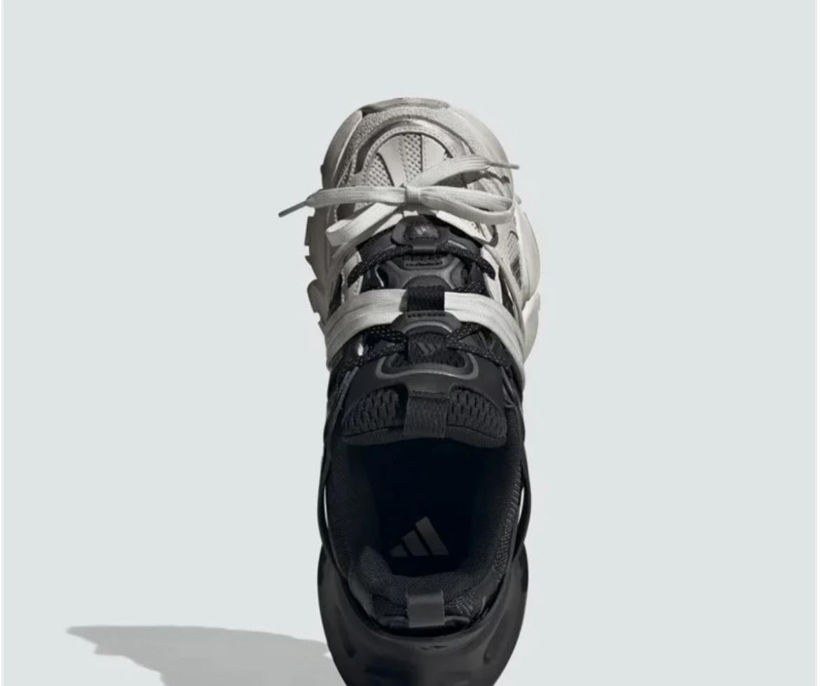 Adidas XLG Runner Deluxe Black/White