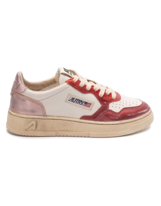 MEDALIST SNEAKERS
