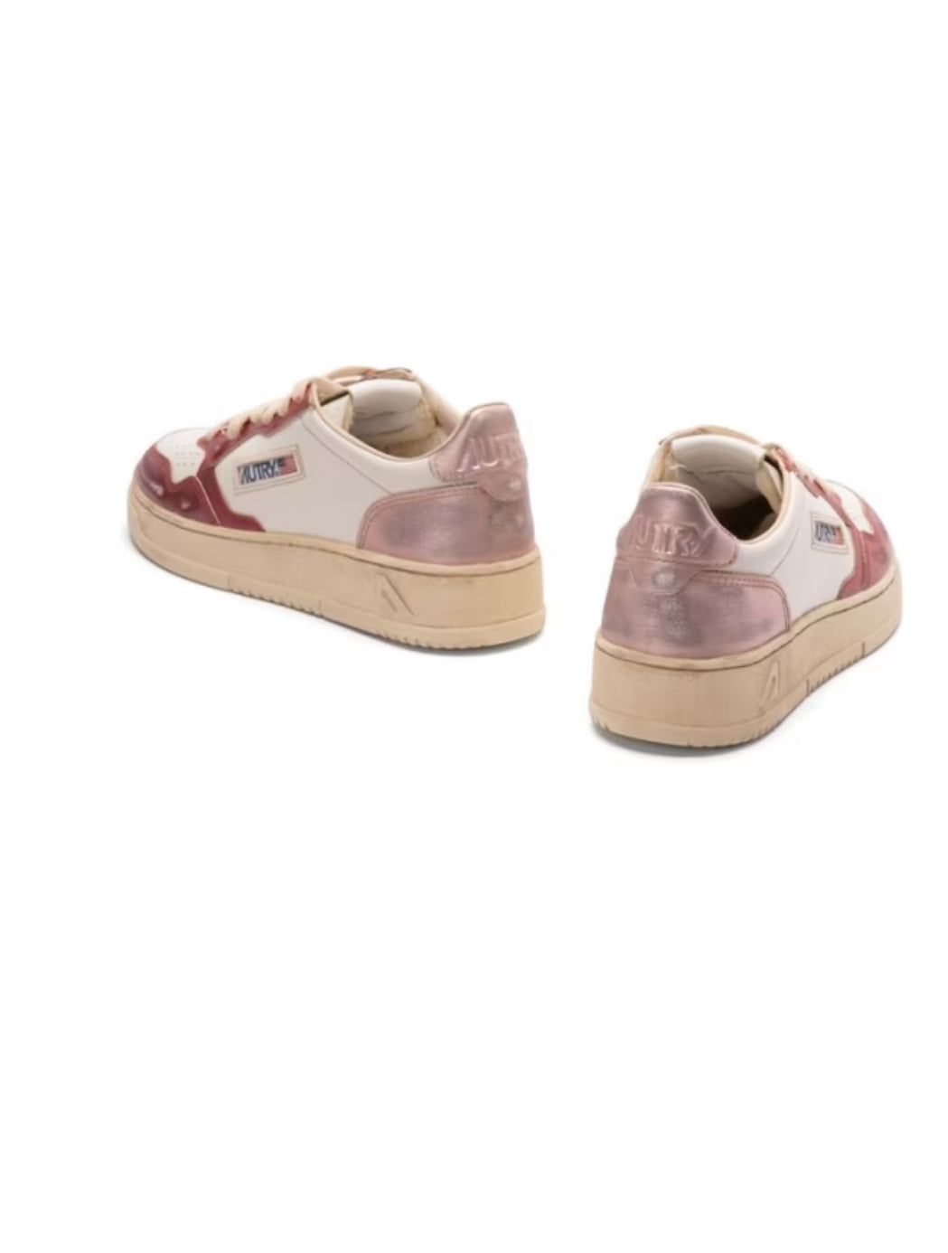 MEDALIST SNEAKERS