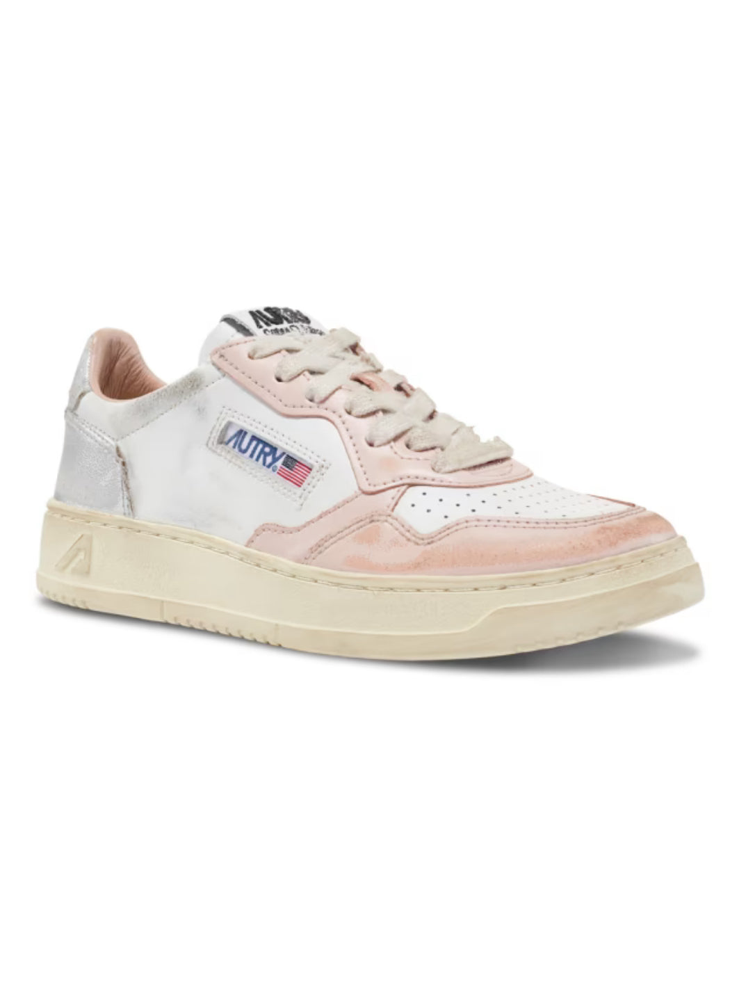 MEDALIST SNEAKERS