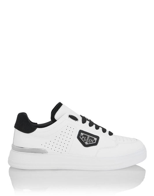 Low-Top Sneakers Triangle  DONNA