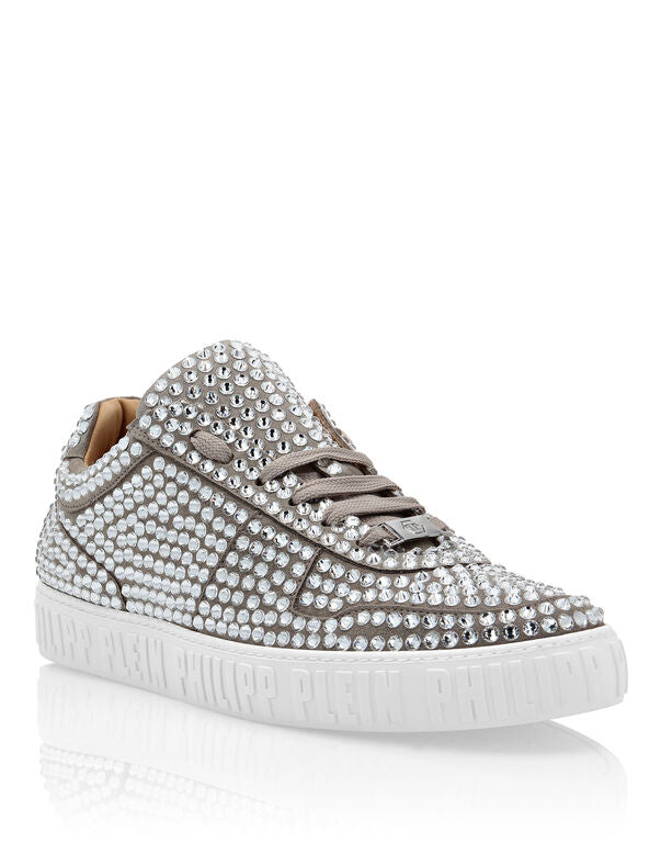 CRYSTAL NOTORIOUS LO-TOP with Crystals